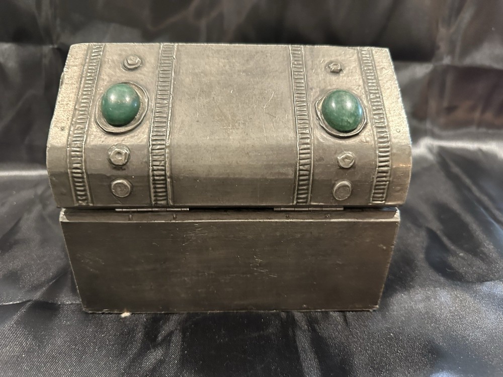 Vintage Medieval Case With Lock 7”