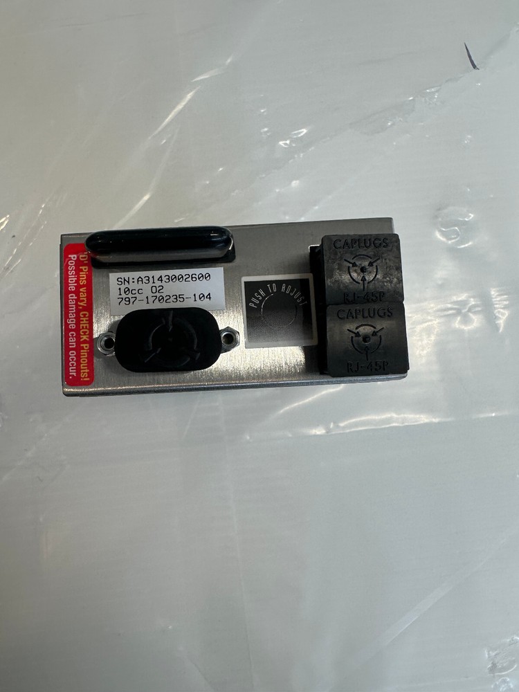 NEW Unit Instruments UFC-1661 Mass Flow Controller MFC UNIT