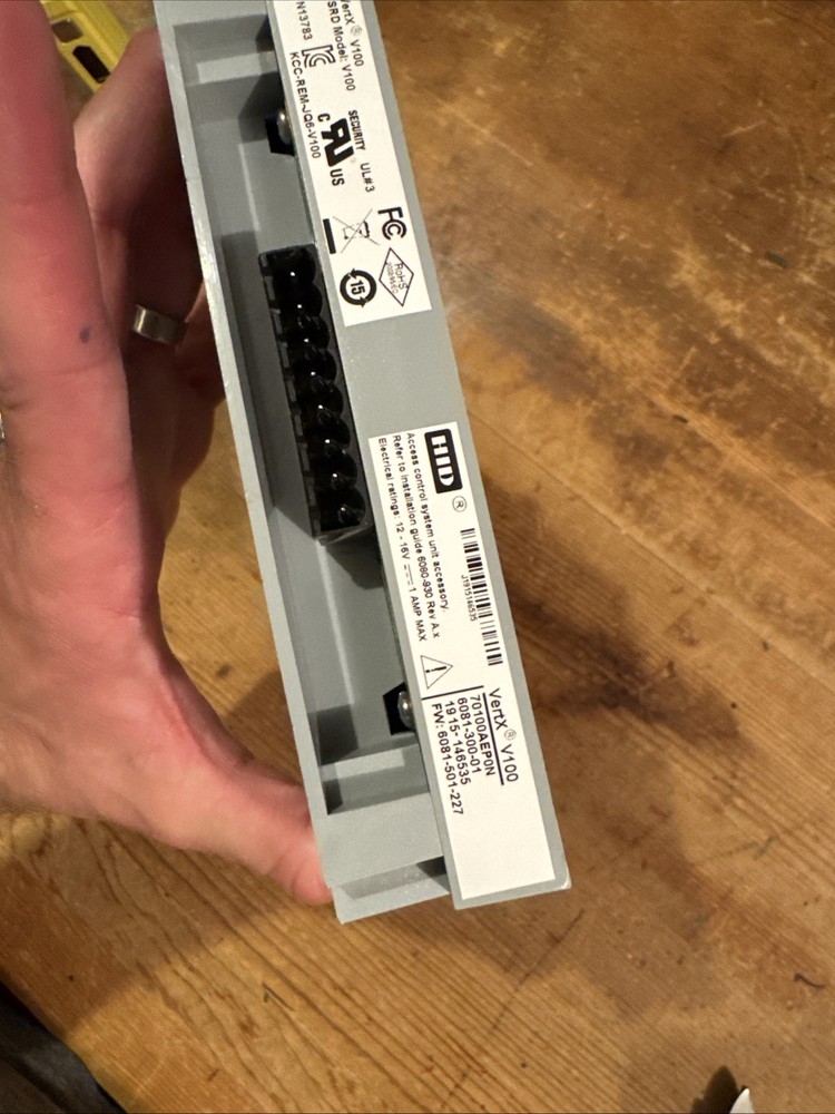 HID VertX V100 70100AEPON Door/ Reader Interface Tested & Working