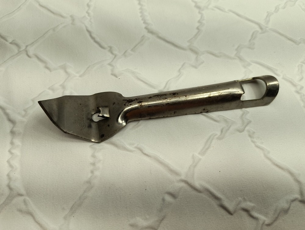 Edlund King Size Tu Way - Opens Bottles, Punches Cans - 6-3/4" Long