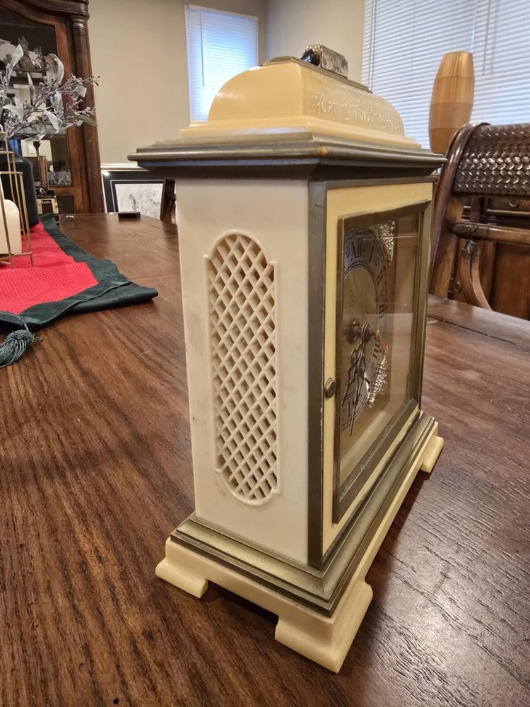 Vintage style mantel clock.