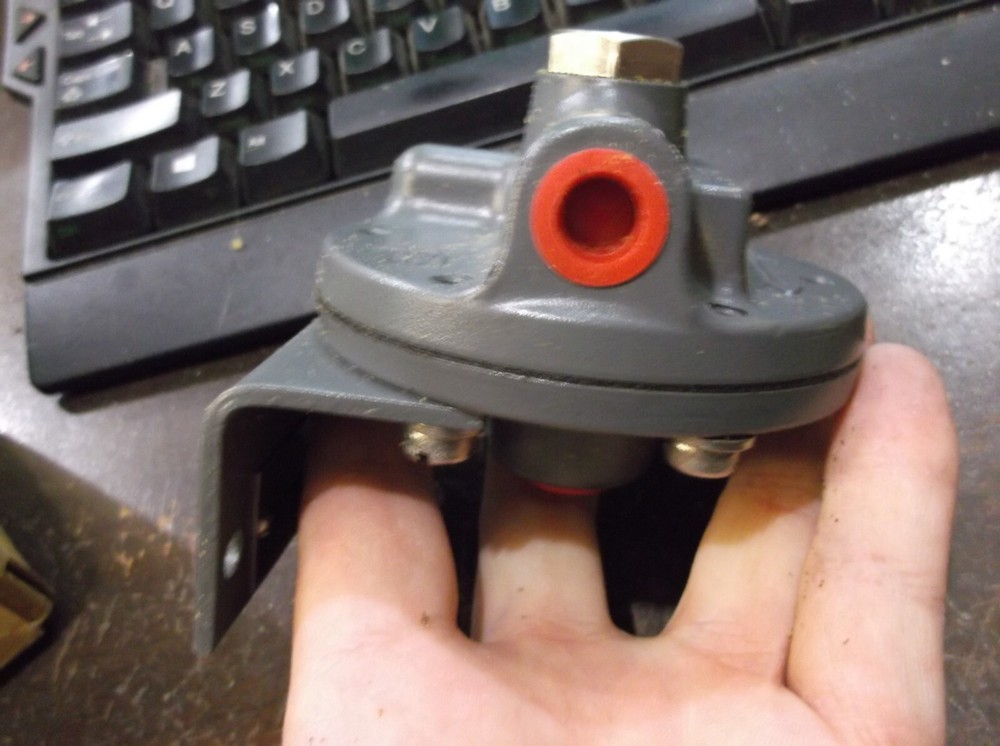 NIB MOORE 63BD CONSTANT DIFFERENTIAL FLOW CONTROLLER (801)