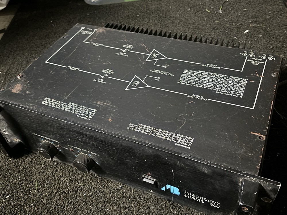 AB Systems Precedent Series 900 Power Amplifier UNTESTED POWERS ON AS-IS