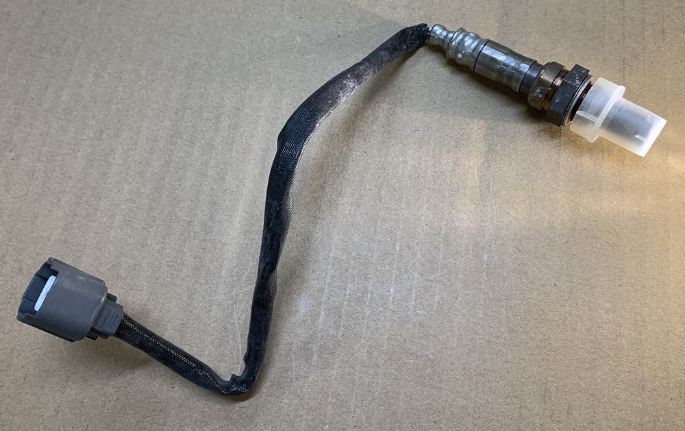 Genuine Lambda Oxygen Sensor For Subura Honda Forester Impreza Legacy F00E260962