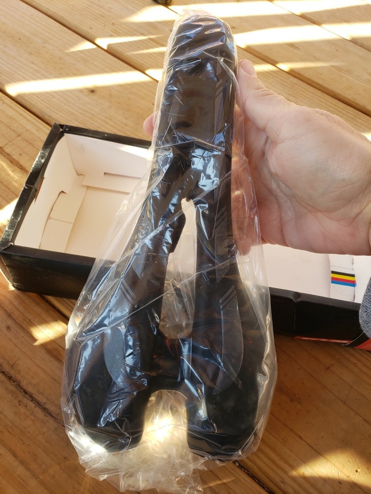 GUB 1150 Replacement Bicycle Saddle Black NEW