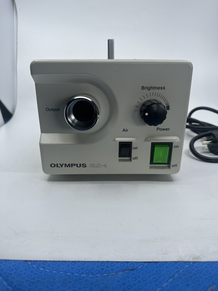 OLYMPUS HALOGEN LIGHT SOURCE CLK-4 Powers On But Not Properly Tested.