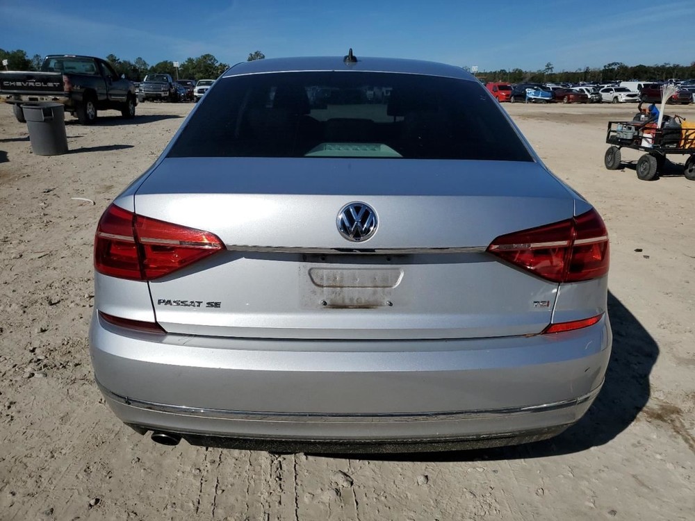 Console Front Floor Fits 16-19 PASSAT 4882715