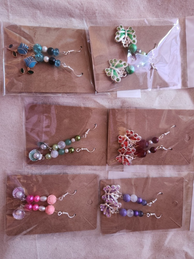 Handmade Earrings Stylish and Beautiful.