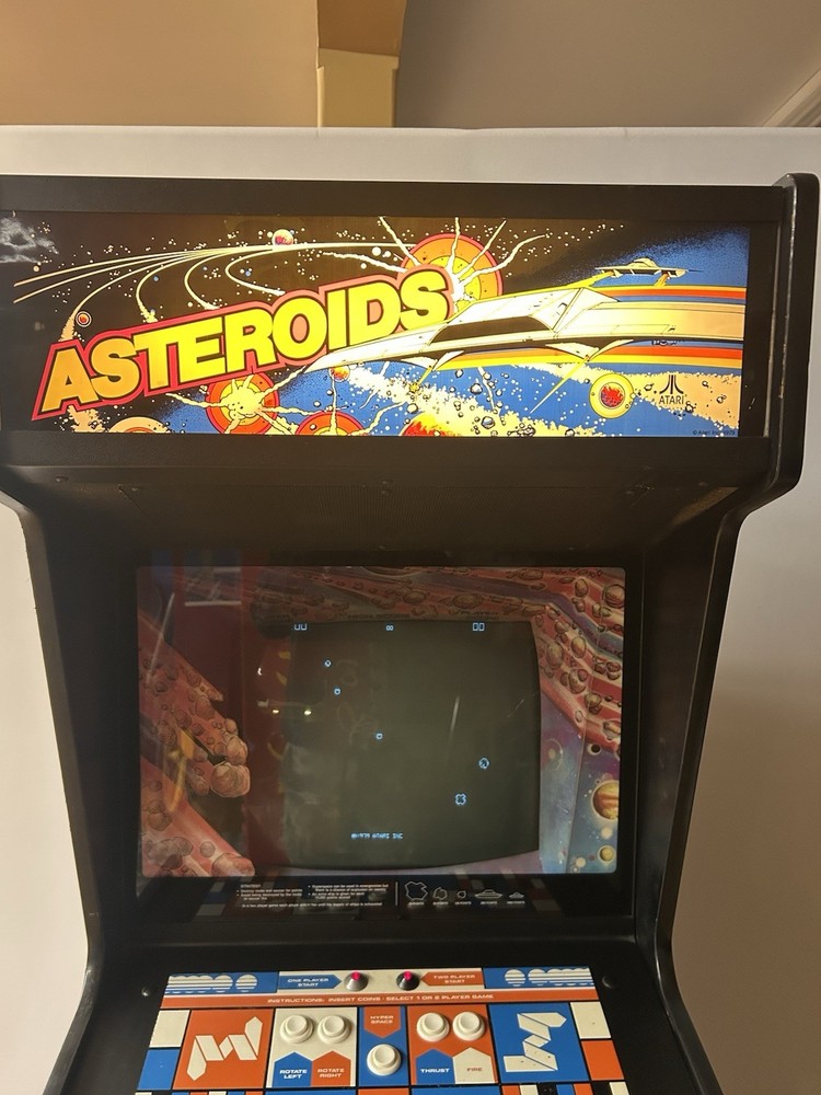 ASTEROIDS ARCADE MACHINE by ATARI 1979 (Excellent Condition) *RARE*