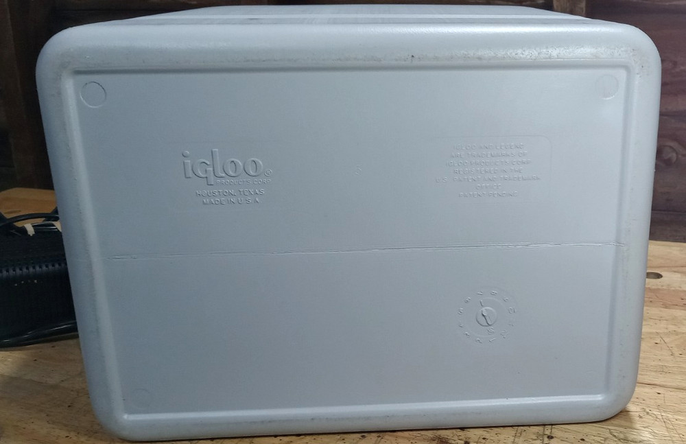 Used Igloo KOOL MATE 18  Thermoelectric Cooler
