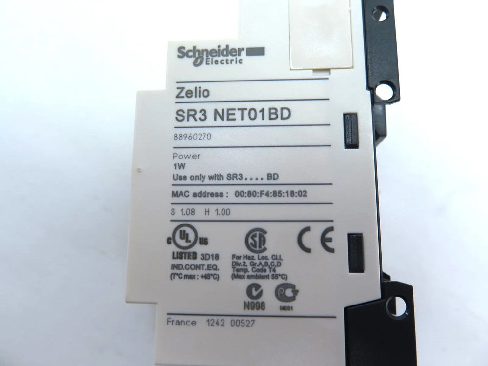 Schneider SR3 NET01BD Zelia PLC Ethernet Module