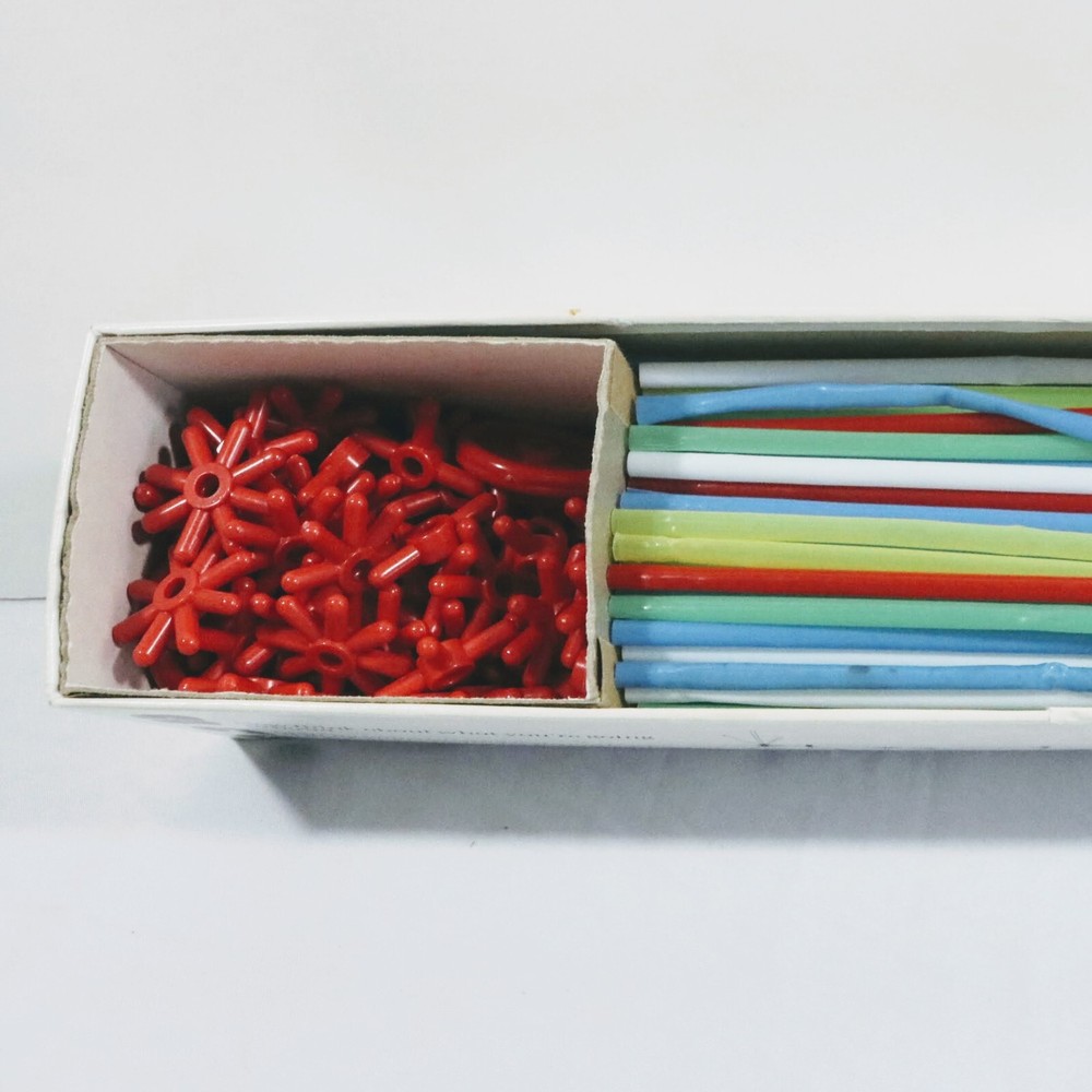 Vintage Game Construct-O-Straws