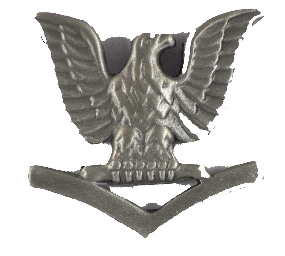 USN 3RD CLASS CROW HAT PIN