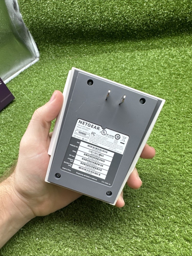 NETGEAR DST Wireless Adapter DST6501. 25