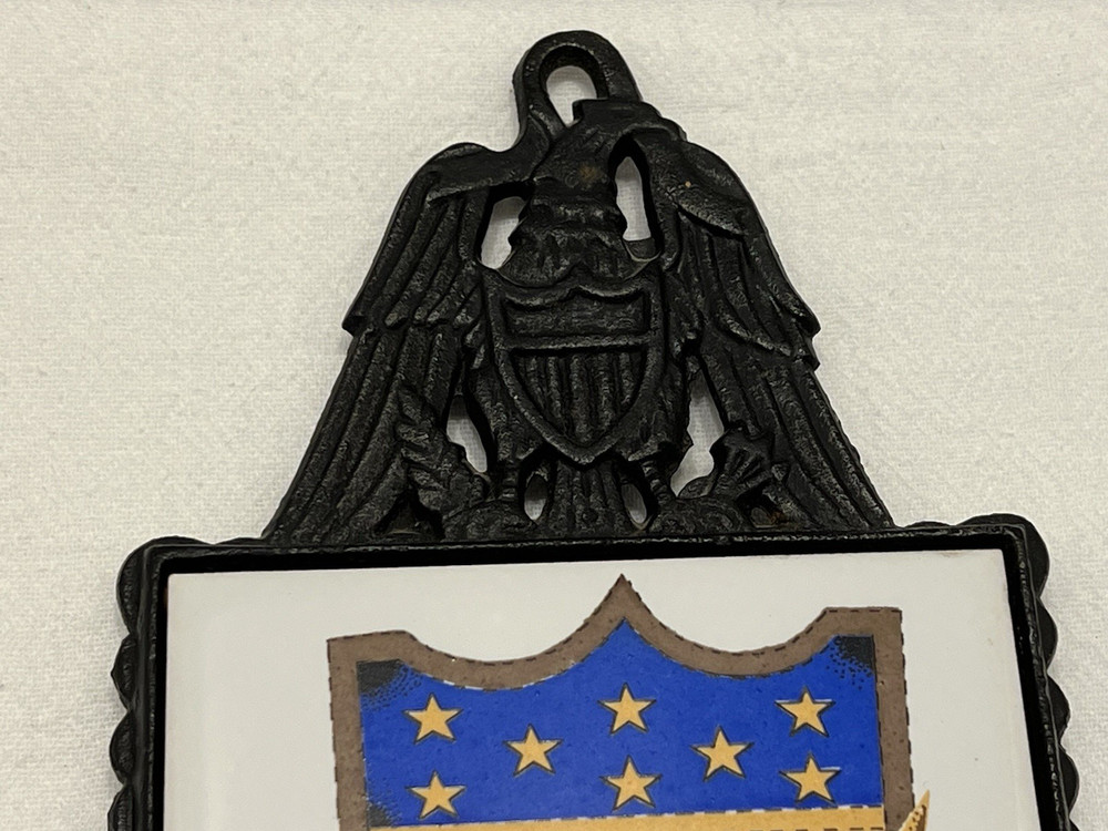 Vintage Kitchen Patriotic Tile Trivet E Pluribus Unum Eagle Bugle Cast Iron