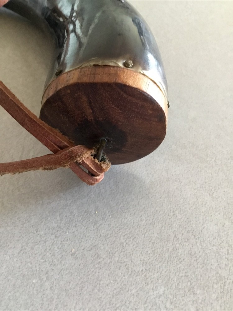 Vintage Muzzleloader Black powder Horn With Leather Strap NOS