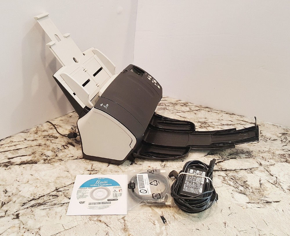 Fujitsu FI-7160 document scanner Work Group Scanner fully set in box