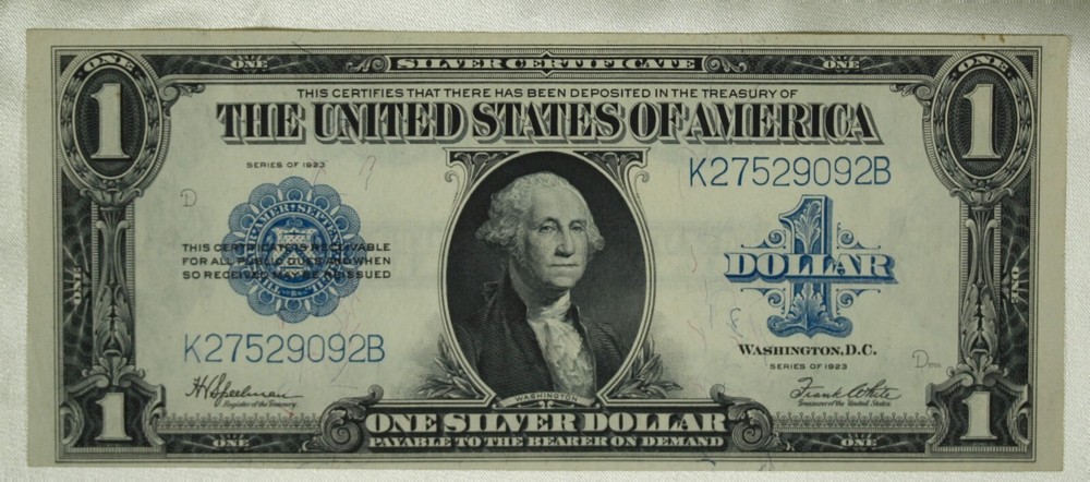 2 Consecutive Numbered $1 Large Size Silver Certificates. AU/CU