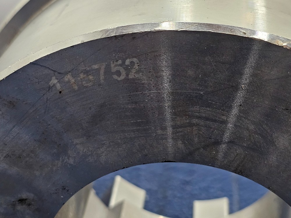 Wrapflex 115752 Coupling Hub 60R, 4" Inner Diameter 8" Outer Diameter