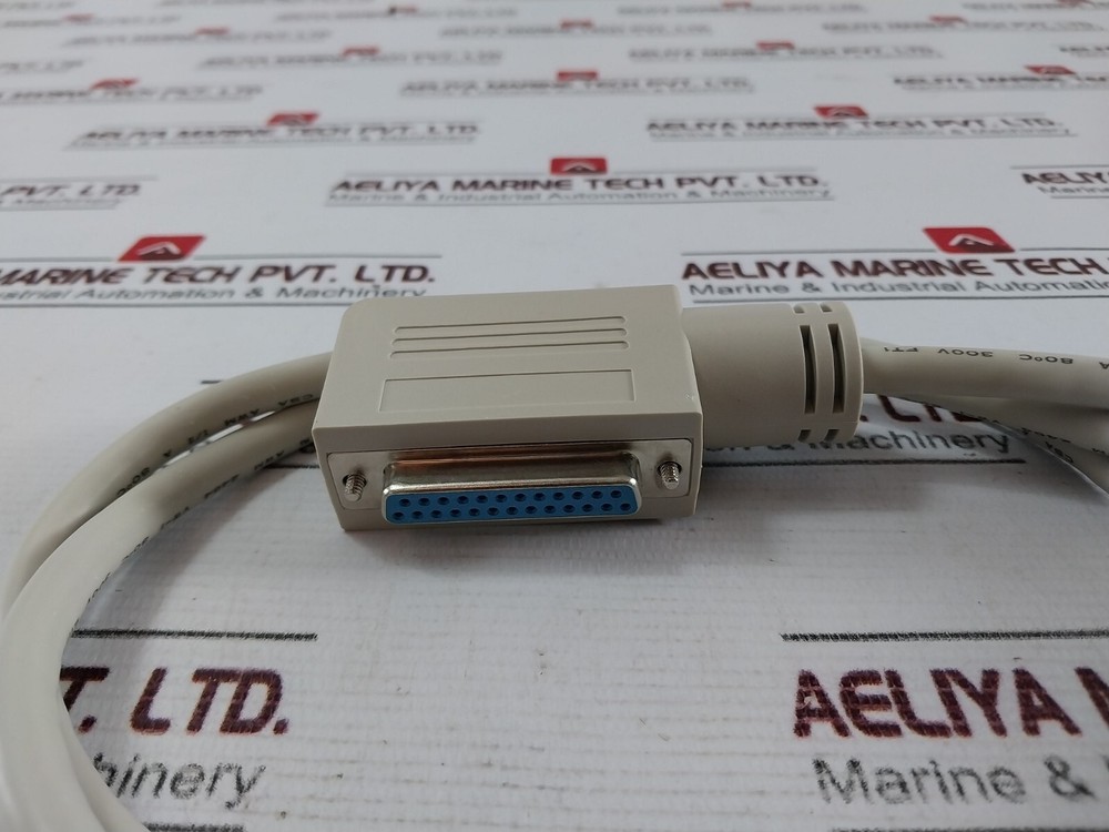 L-com E119932-j, 26awg Data Cable 441001040