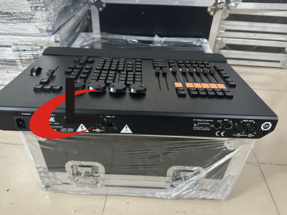 NEW Professional Stage Lighting Console Command Wing On PC DMX Controller+Case