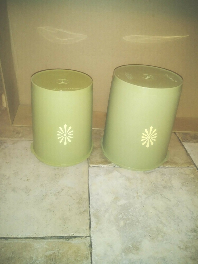TUPPERWARE 2- REPLACEMENT CANISTERS OLIVE 807,809 NO LIDS