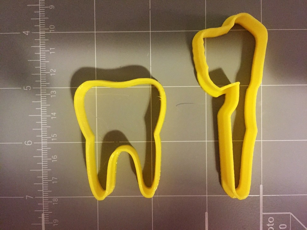 Tooth & Toothbrush Cookie Cutter (Set)