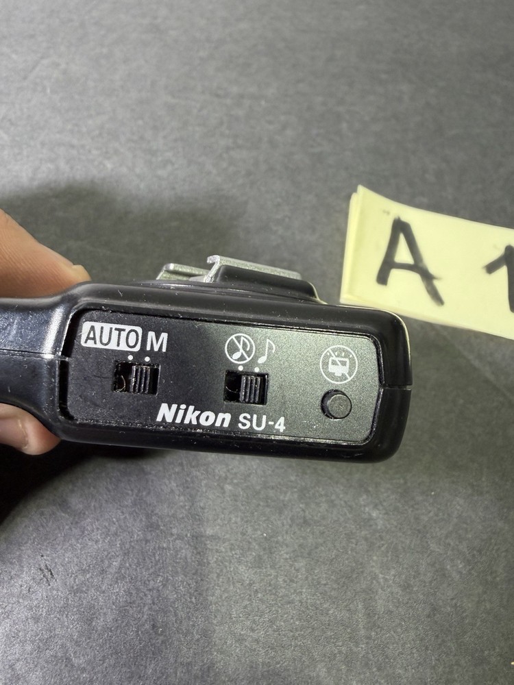Nikon SU-4 Wireless Remote Slave Flash Trigger – Made in Japan