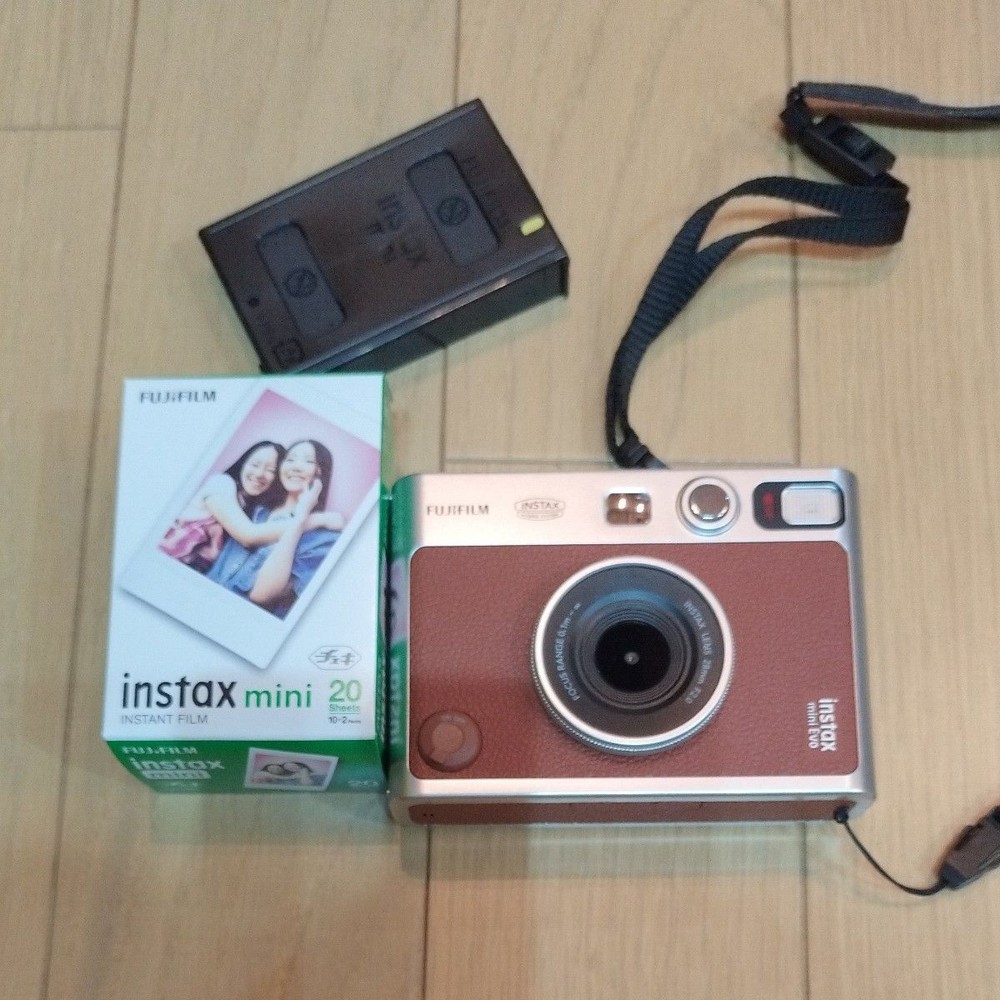 single-lens reflex camera