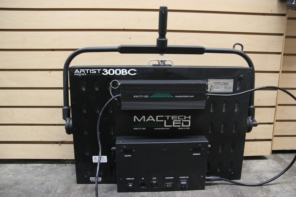 MacTech LED Artist Series 300BC Bi-Color Studio Light Panel