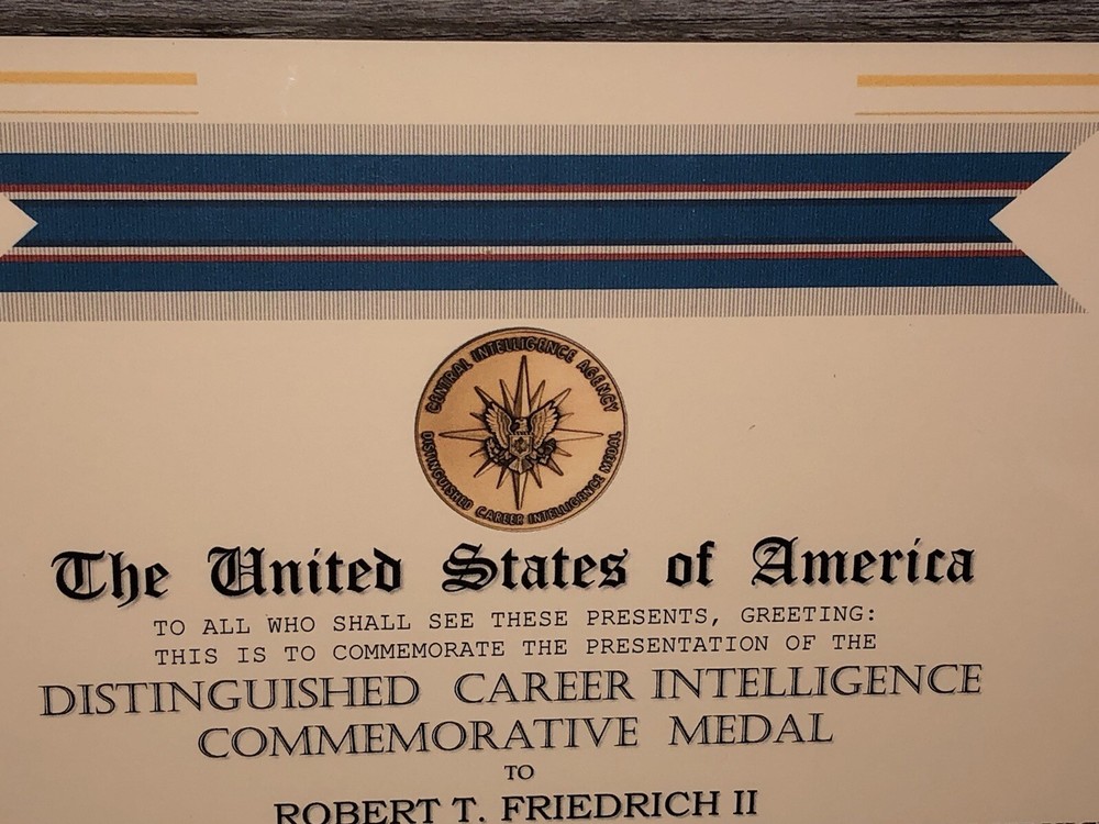 CIA - DISTINGUISHED CAREER INTELLIGENCE COMMEMORATIVE MEDAL CERTIFICATE Type-1