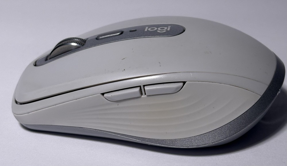 Logitech MX Anywhere 3 Wireless Bluetooth Optical Fast Scrolling Mouse white