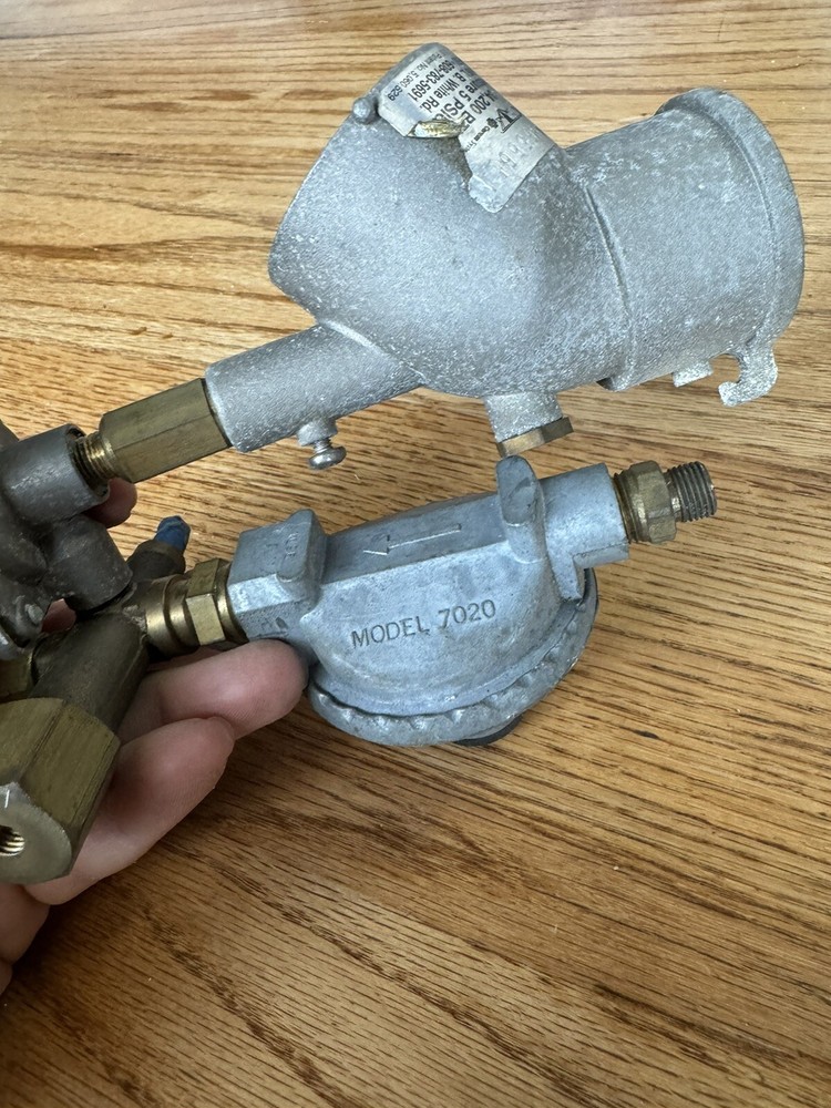 infraconic 134pc lb white regulator for brooder ?