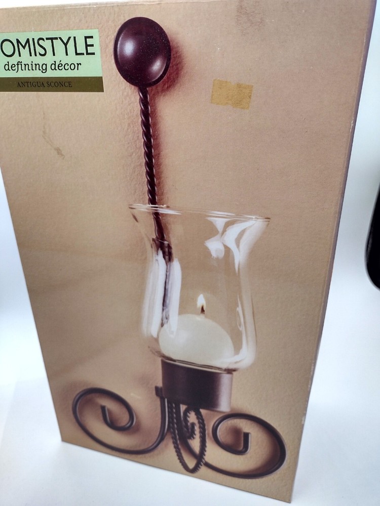 Domistyle wall candle holder