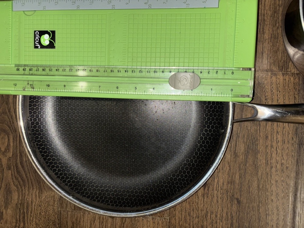 Hexclad 2 Pcs Cookware 12” Frying Pan & 8” Pot