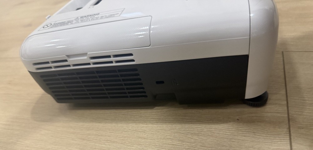 Epson LCD Projector VS250 H838A.