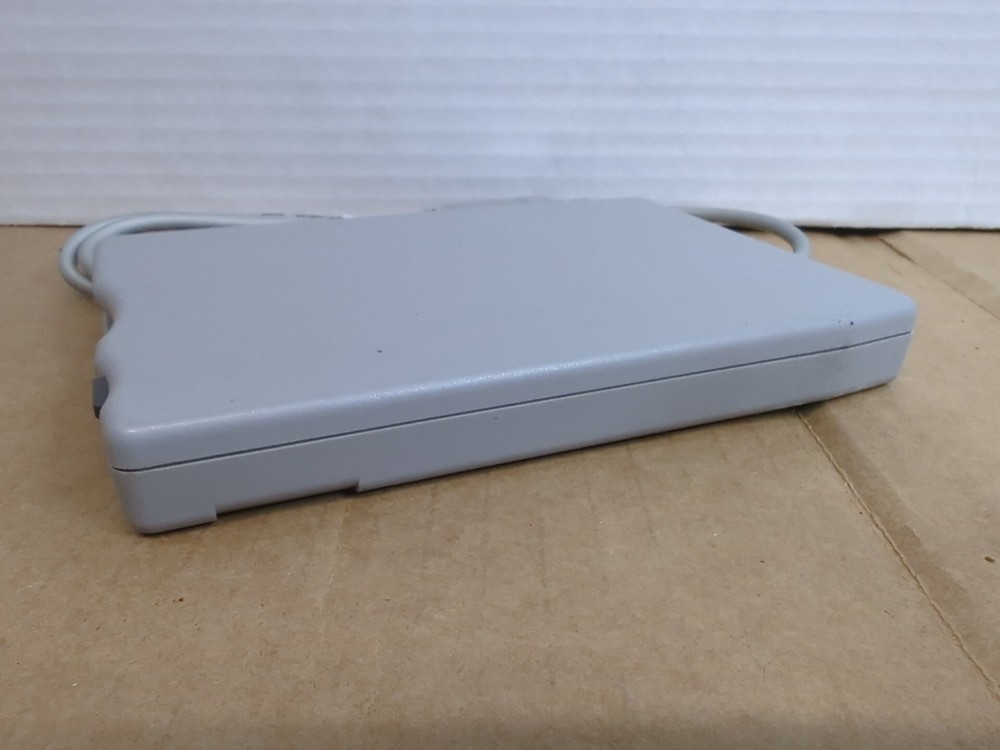 SmartDisk USB Floppy Drive FDUSB-TM2 UNTESTED ER01