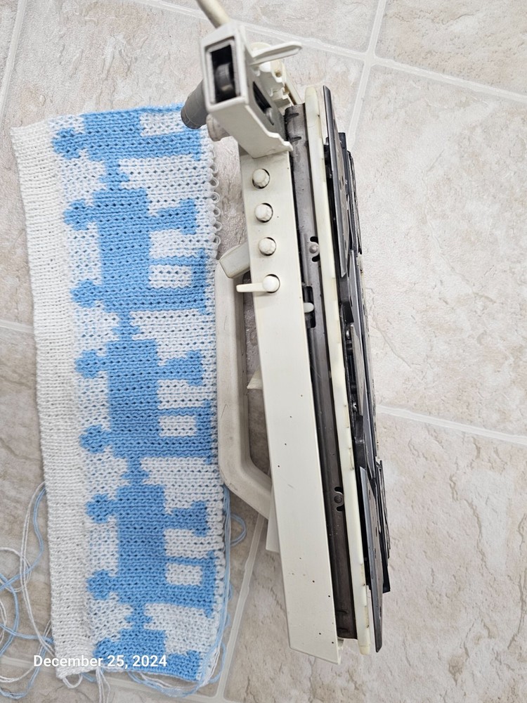 Passap E6000 Knitting Machine Front Lock (Carriage) - TESTED