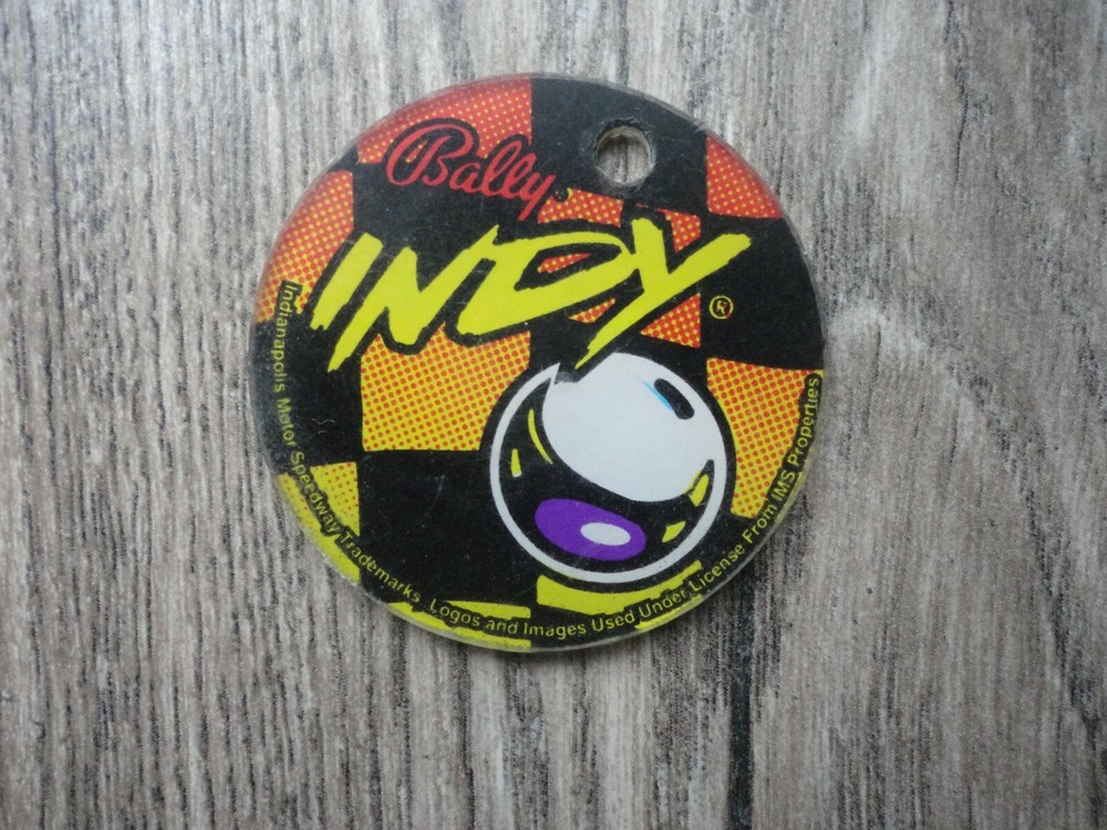 Indianapolis Pinball Machine Promo Plastic Key Chain
