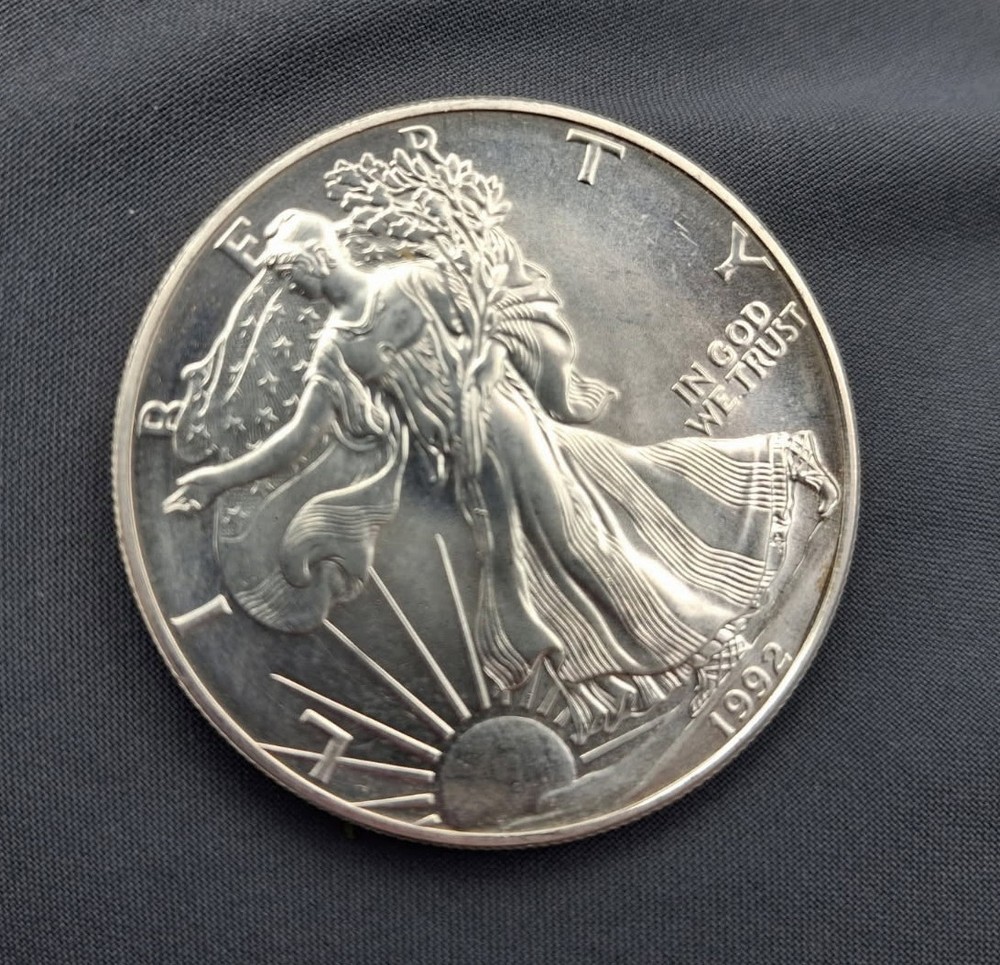 1992 1 oz Silver American Eagle (Brilliant Uncirculated)