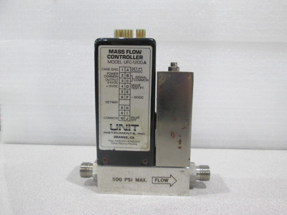 Unit UFC-1200 Mass Flow Controller, Gas SIH4, 500 SCCM