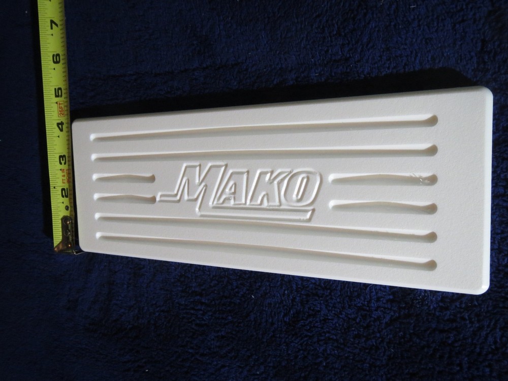 Mako Emblem Boat Step Pads