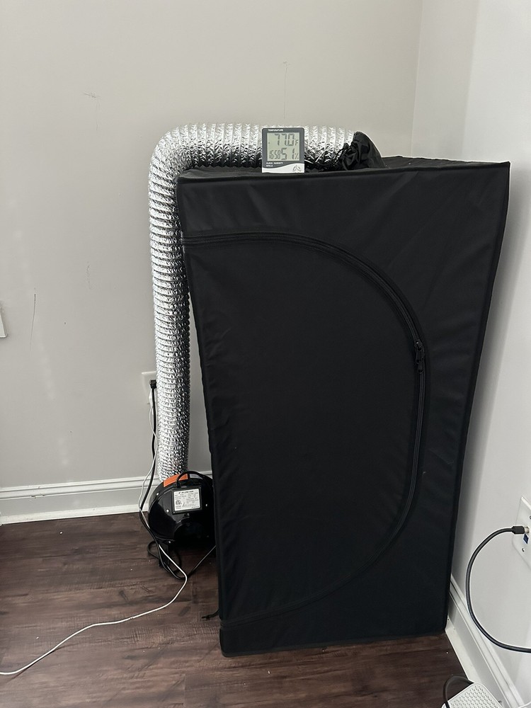 AC Infinity CLOUDLAB 422 Advance Grow Tent - Black