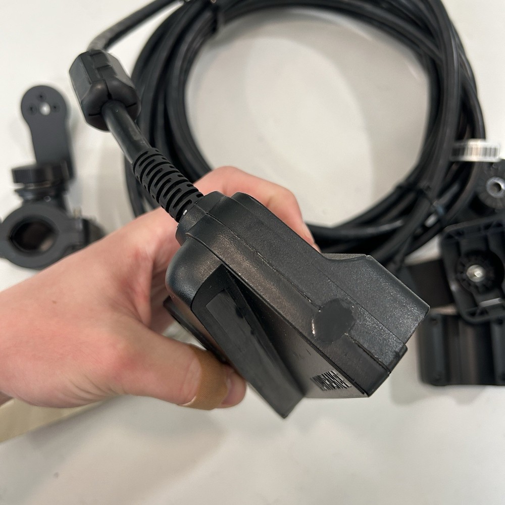 Lowrance Active Target 1 Sonar System with Transducer And Modules And Cables