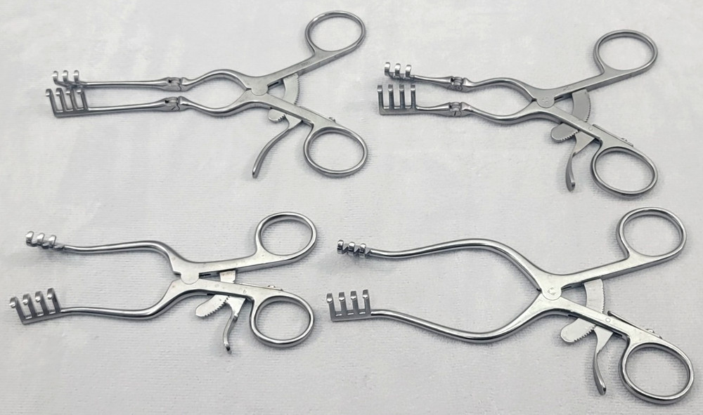 4-Piece Symmetry Surgical Weitlaner Retractor Self-Retracting