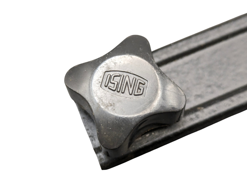 Universal Straight Bracket for Flash Ising 20cm