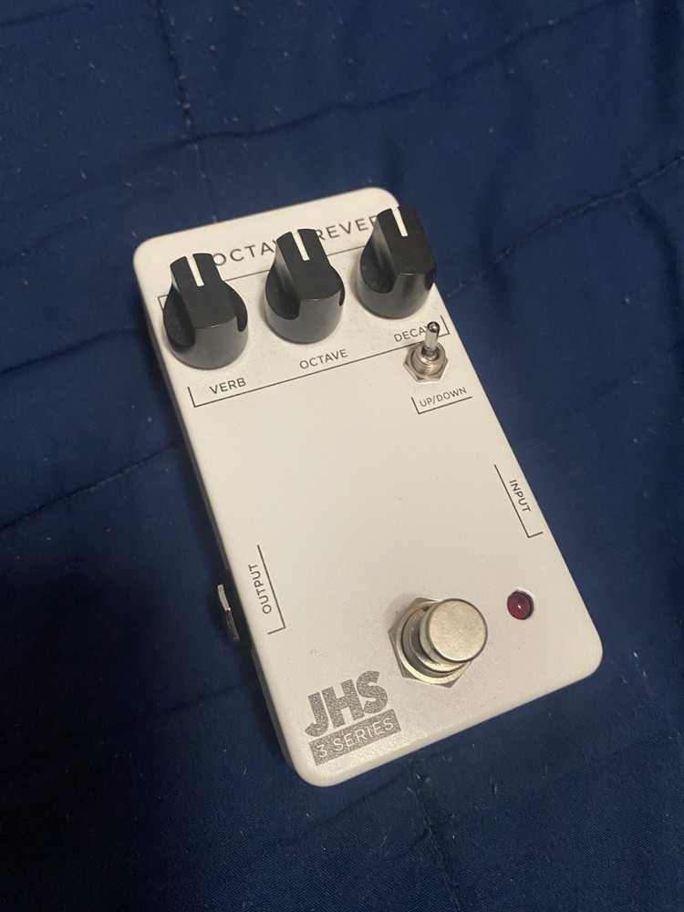 JHS 3 Series Octave Reverb Pedal