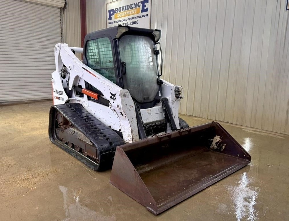 2016 BOBCAT T650 STANDARD FLOW CAB SKID STEER TRACK LOADER