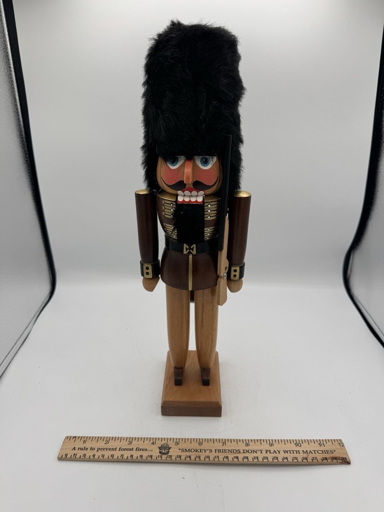 Original Exergerbirge Expertic Nutcracker 16 Inch Tall