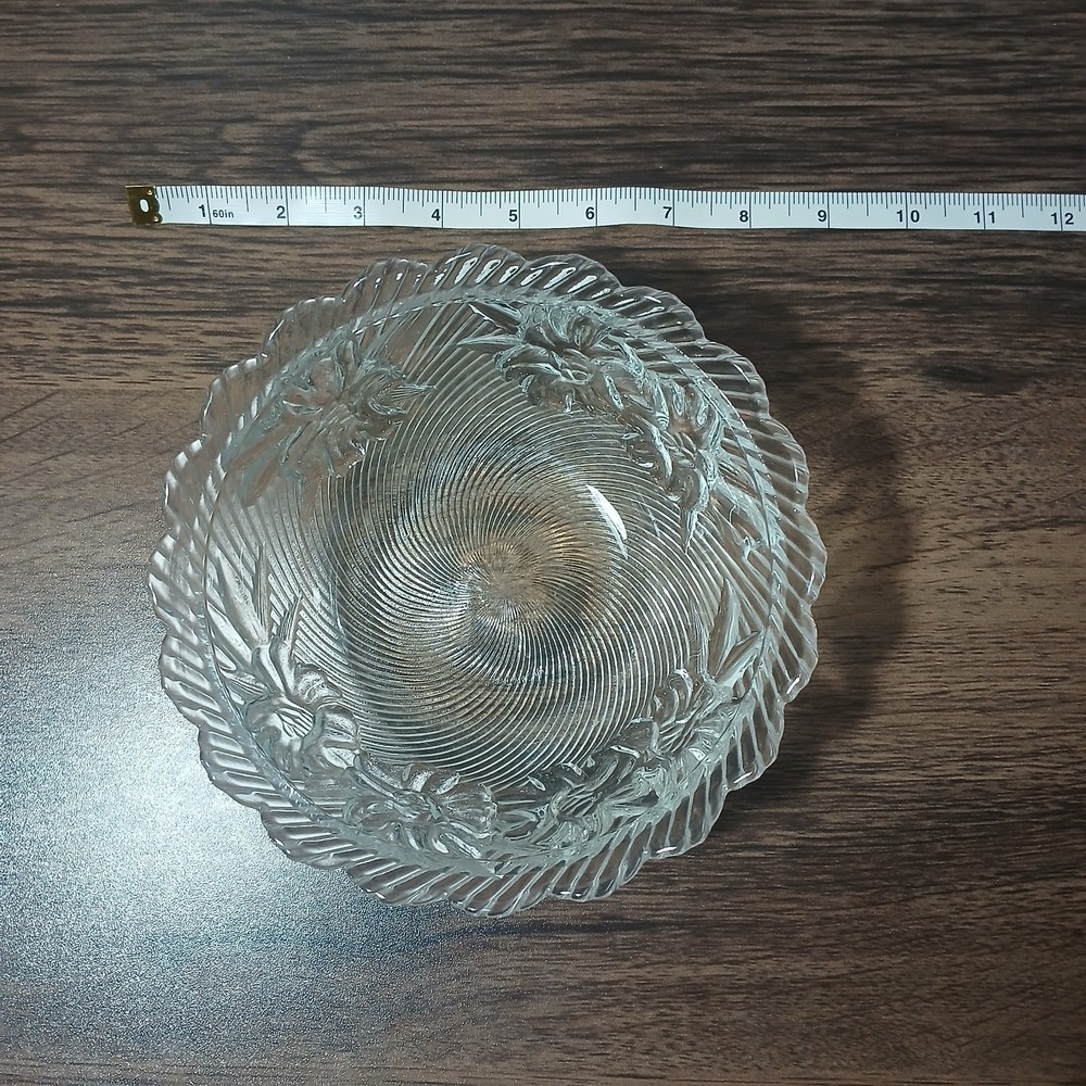 Vintage KIG Malaysia Fleur De Lis Pattern Candy Dish, 7"